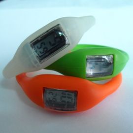 Zwart van de het Horlogeband van de Siliconemanchet de Sportpolshorloge voor het Kamperen/Wandeling