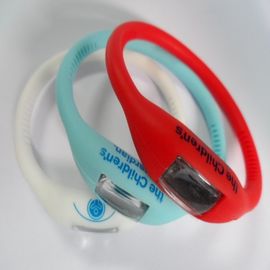 Gezond van het het Horlogeanion van de Siliconemanchet het Kwartspolshorloge voor Lichaams`s Elektrisch Saldo