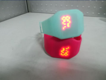 Het waterdichte Horloge van de Siliconemanchet, het Sporten Geleide Horloge van het Aanrakingsscherm