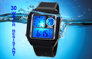 De Bandlcd van Gr Backlight Pu alarmeert het Analoge Horloge, Digitale Polshorloges