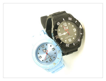 Het Siliconehorloge van de manierpols