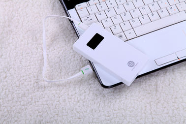 Douanelcd Dubbele USB Machtsbank voor het mobiele laden, de batterijsteun van de celtelefoon