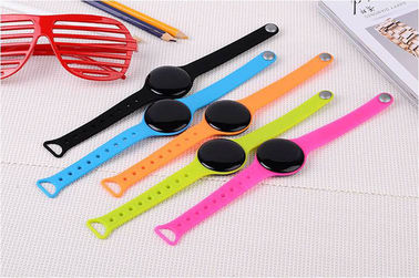 De Sportenfitness van siliconesporten Slim Armband/Gezond de Pedometerhorloge van Bluetooth