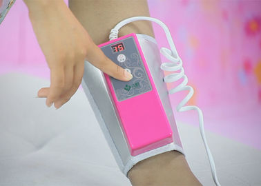 Het traditionele medische been van wetenschaps persoonlijke Shiatsu massager ontspant en vaste spieren