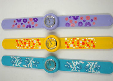 Grote gezicht klap armband Silicone armband horloges met Silk afgedrukt Logo voor kinderen