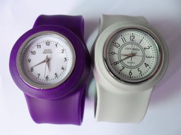 Milieuvriendelijke Digitale het Horloge Purpere Luxe van de Siliconeband voor Kinderen