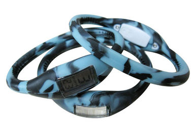 De siliconemengeling leidde Digitale Polshorlogesport aanpast met Embleem, Armbandband