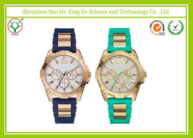 Het unisex- Leuke Horloge van de Siliconemanchet, de Toevallige Horloges van het Sportkwarts